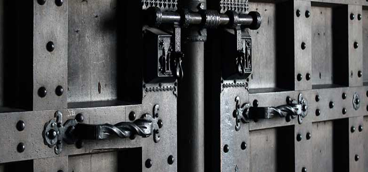 steel entry door repair in Temescal Valley